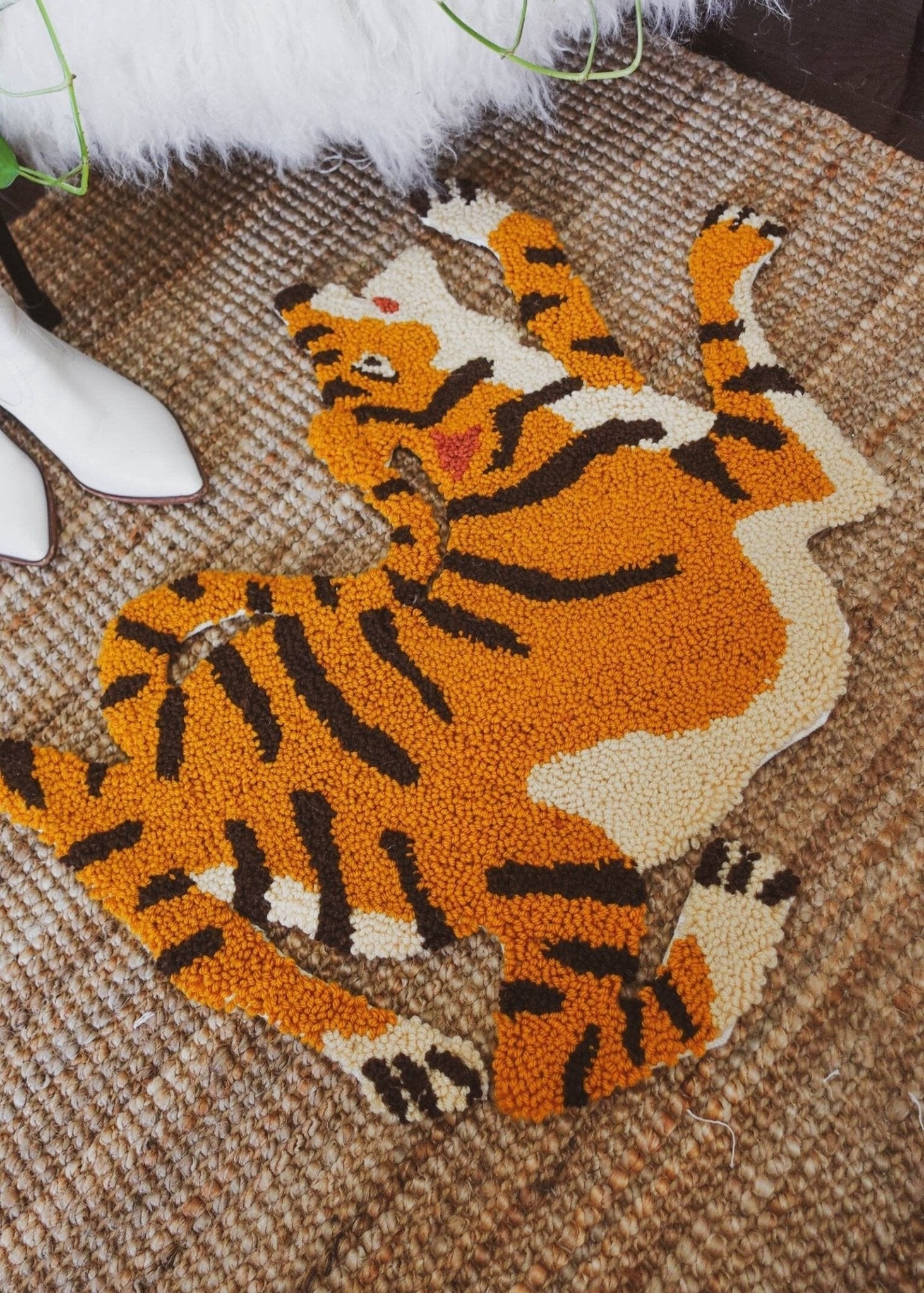 punch needle tiger template